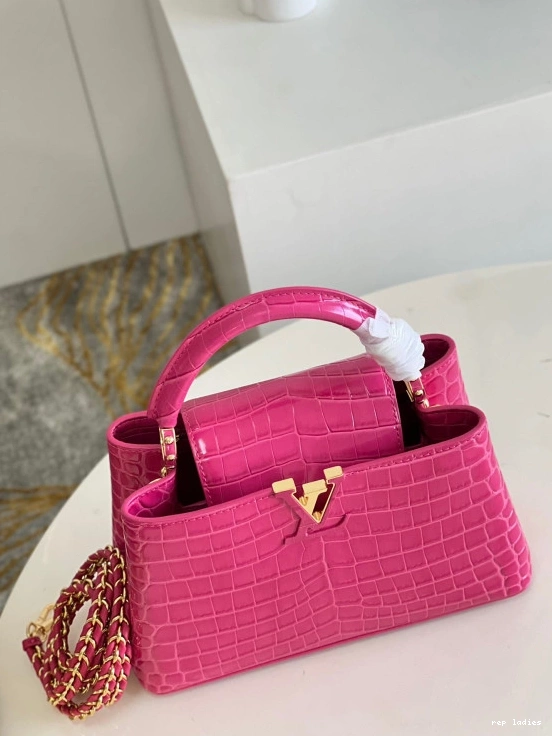 Rep ladies BB CAPUCINES LOUIS VUITTON 0727